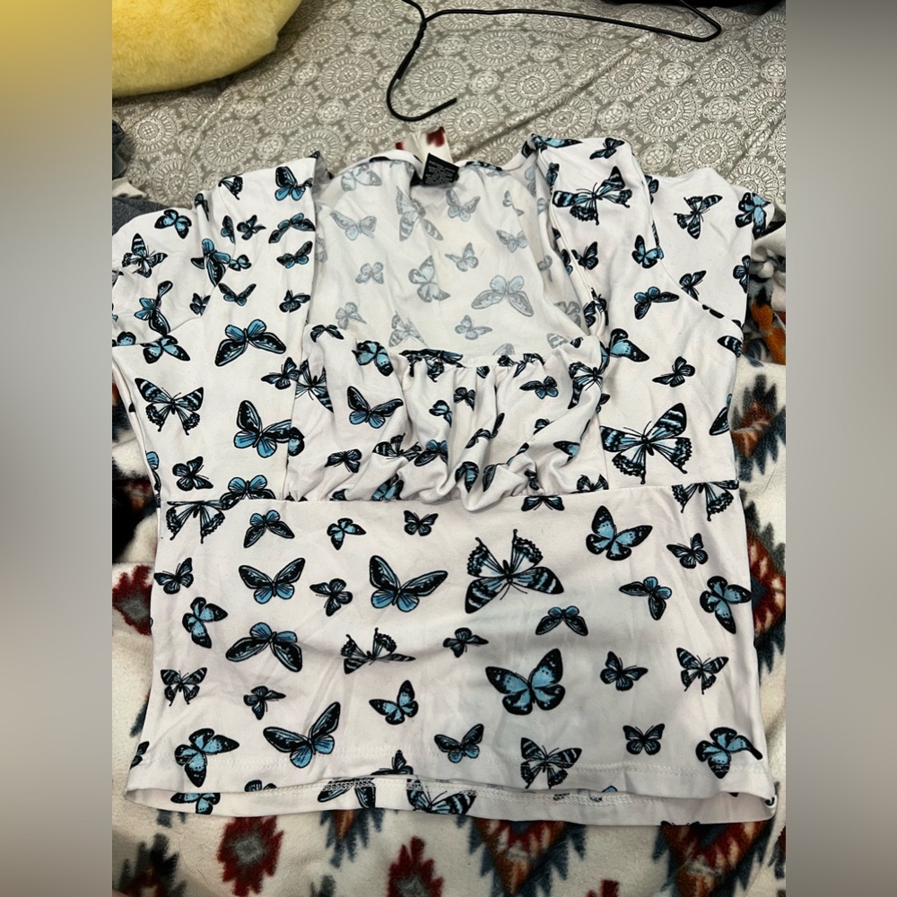 Butterfly crop blue and black rue 21